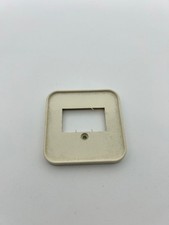 Merten Atelier Basis M1 Zentralplatte f TAE USB Telefon Dose Cremeweiß Weiß g