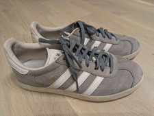Leichte Adidas Sneaker Damen Gr. 38 grau, Wildleder, guter Zustand