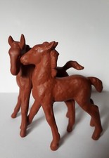 *GOEBEL* 2 Pferde/Fohlen braun