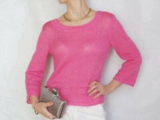 Hot pink handgestrickter