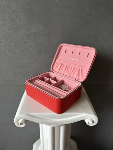 Pandora jewelry box - pandora,