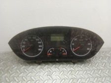 1358173080 INSTRUMENTENTAFEL