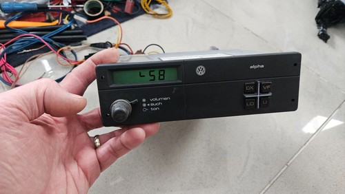 Volkswagen golf 1988 radio - volkswagen,