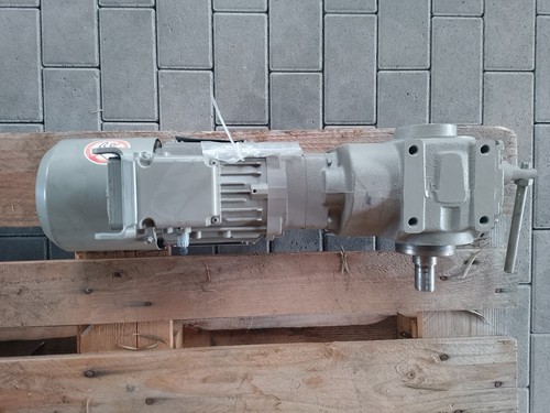 Getriebemotor mit bremse - getriebemotor,
