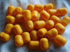 30 leere ü ei - kapseln - orange - basteln -Tombola - Hochzeit - 