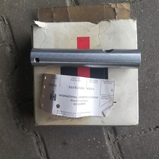 IHC  554 644 744 844 Getriebe Differential Welle 3057072R21