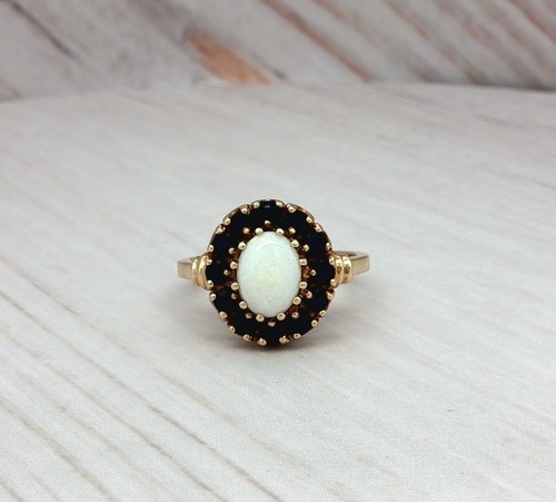 Opal saphir damenring in 10k - in,