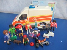 6685 Krankenwagen  Figuren zu