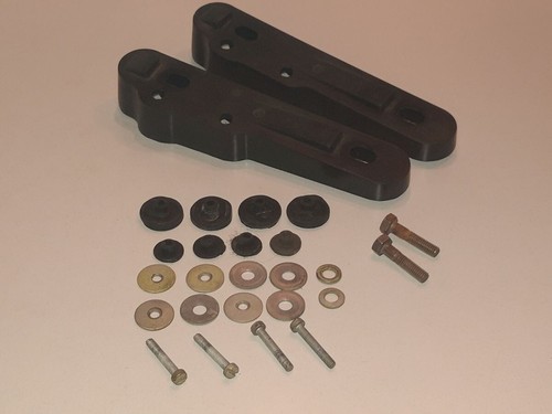 Befestigungsmaterial - , (chassis)