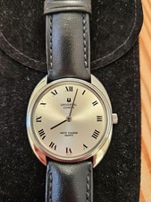 Universal Geneve White Shadow Quartz Cal.74