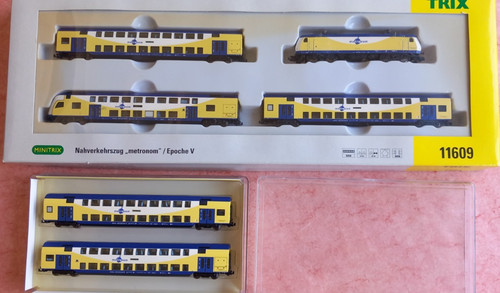 Minitrix 11609 und 15852