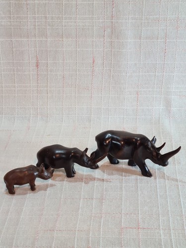 Afrikanische figuren nashorn - afrikanische,
