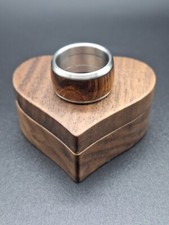 Edelstahl Ring mit Holz Inlay