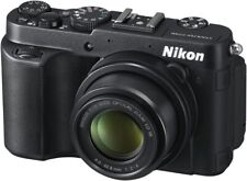 Nikon COOLPIX P7700 12,0 MP Digitalkamera - Schwarz