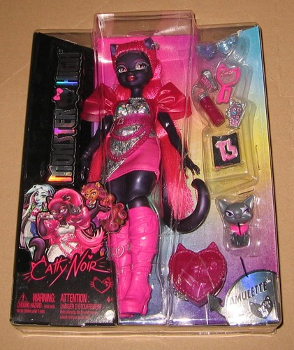 Monster high catty noir doll - monster,