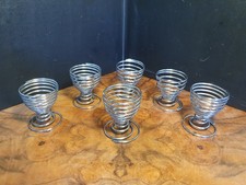 Sechs passende eierbecher aus - passende,