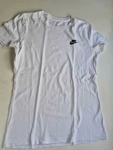 Nike sportswear club - nike,