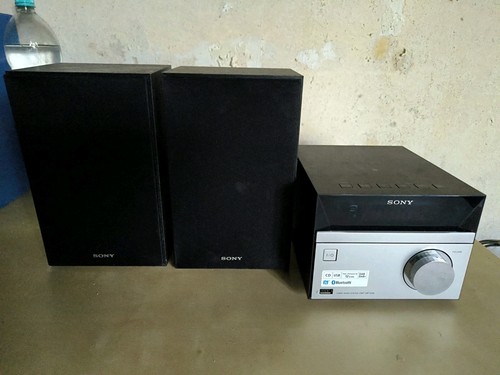 Sony compact disc reseiver - sony,