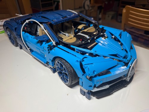 Lego technic bugatti chiron - lego,