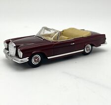 Faller Mercedes Benz 220 SE Cabriolet (W111) in weinrot,  1:43, X04