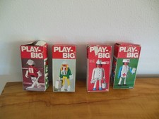 Play-Big : 4 Figuren aus den 70er Jahren - jeweils mit OVP