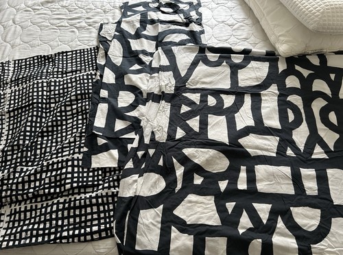 Vintage ikea queen duvet - vintage, black