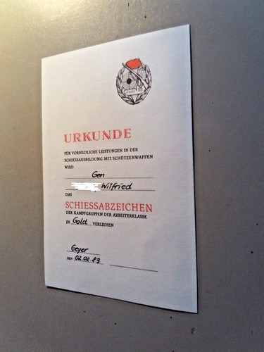 Alte urkunde kampfgruppen ddr - urkunde,