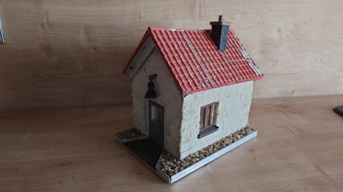 Kleines steinhaus beleuchtet - kleines, steinhaus-beleuchtet-