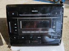Original Isuzu D-Max Radio/DAB CD/USB Player mit Bluetooth 