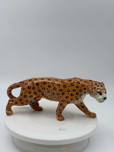 Beswick model 1082 leopard - no,