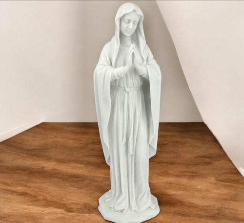 Heilige jungfrau maria - maria, statue