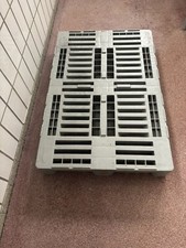 H1 Kunststoffpalette 1200 X 800 für 850 kg / 50 stück verfügbar 
