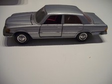 Cursor Modell 1076 Mercedes Benz 280 SE Limousine W 116 silber in 1:35