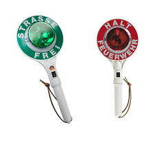 Feuerwehr Anhaltestab ROT GRÜN beleuchtet  HALT Verkehrskelle Winkerkelle Unfall