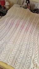 Bettdecke Tagesdecke Handarbeit gestrickt beige Unikat