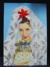 Vintage-Postkarte Spanien, Dame in traditioneller Mantilla mit Stickerei