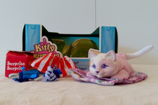 Kitty Suprise HASBRO 1992 NEU