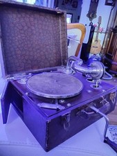 Cremona Reisegrammophon