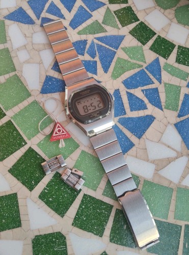 Vintage lcd digitaluhr - digitaluhr, dugena