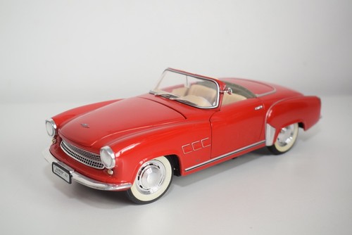 C16 revell wartburg 313 - wartburg,