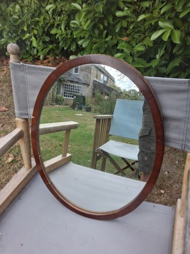 Antiker wandspiegel aus holz - aus,