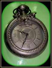 XXL-TASCHENUHR+TRANSISTOR / LIC.ATO+HÄNGE-WANDUHR