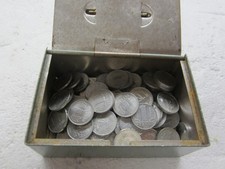 DDR Kaufmannsladen Geldkassette Kasse Ladenkasse mit 90 DDR Pfennigen