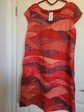 Neues Sommerkleid Rote Muster
