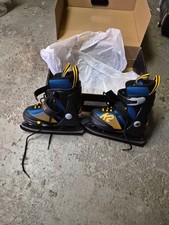 Jungen Schlittschuhe