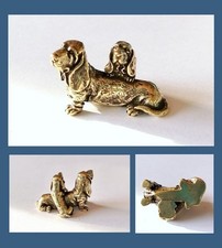 Messing Figur Basset Hound mit