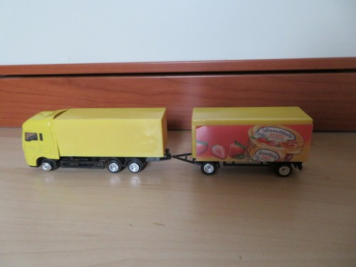 Sammlertruck mit anhänger - sammlertruck,