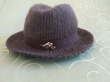 dunkelbrauner Damenhut -