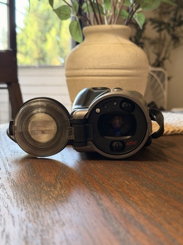 Canon photura 105mm - photura, 35-105mm