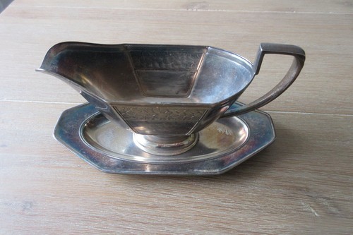 Alte gebrauchte sauciere - alte,